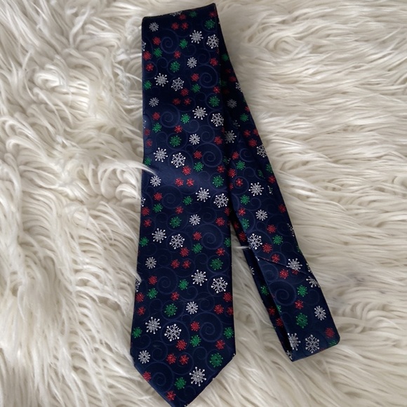 Holiday Tradition Man Tie brand new perfect for upcoming Christmas Party - Picture 2 of 13
